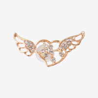 Amulet Metal fashion winged heart