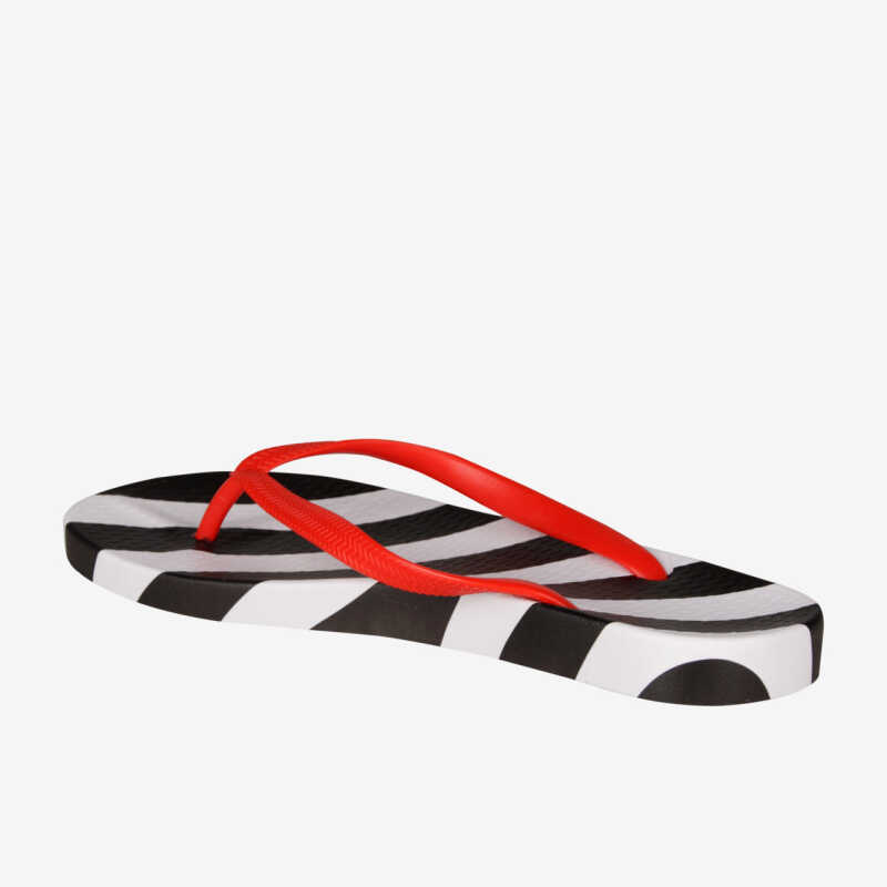 KAJA PRINTED flip-flop papucs fekete/fehér/piros