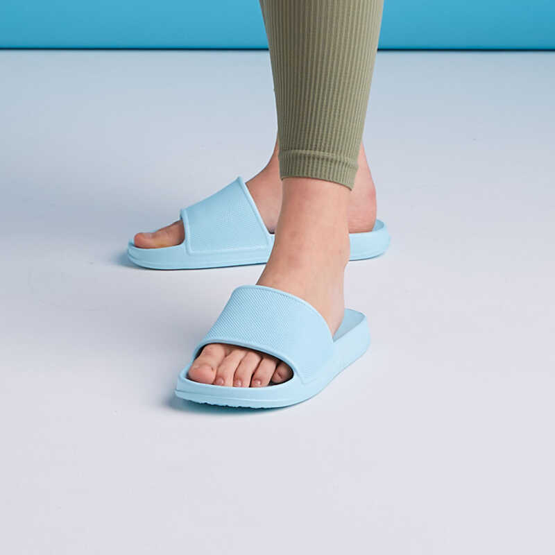 Tora Pantoffel pastel blau