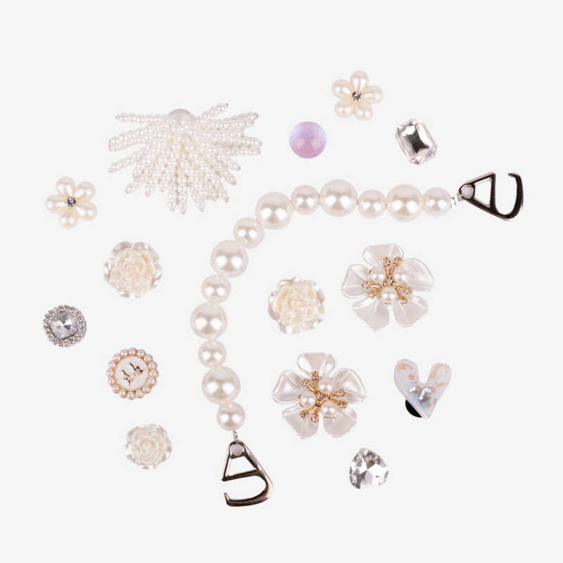AMULETZ Bed of Pearls