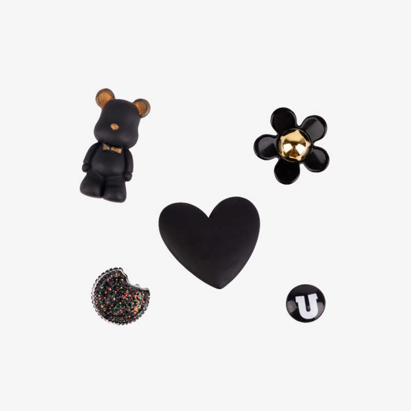 AMULETZ Dark Sweetness