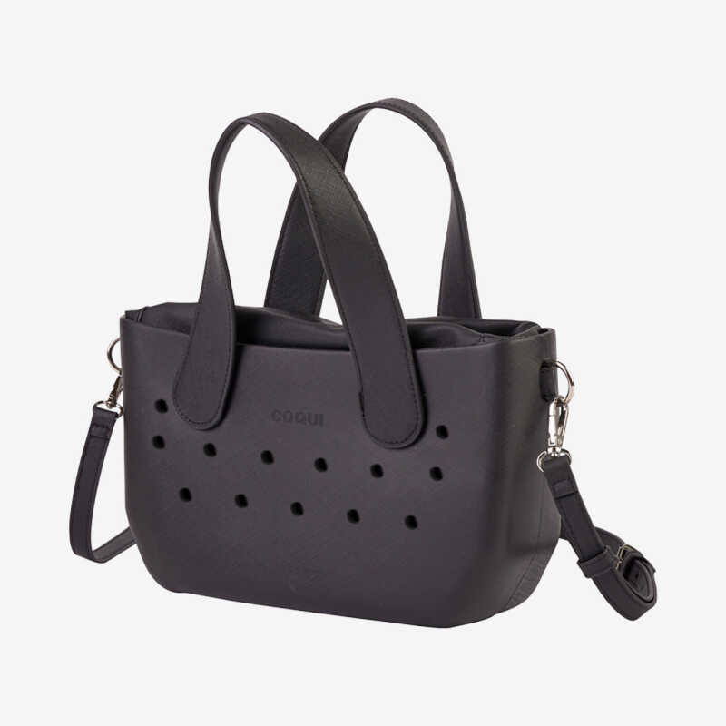 AVA Black/Black + Amulet
