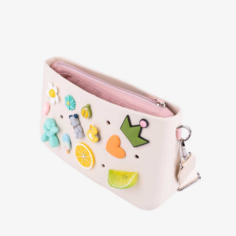 Crossbody SOPHIA + 12 amuletů zdarma